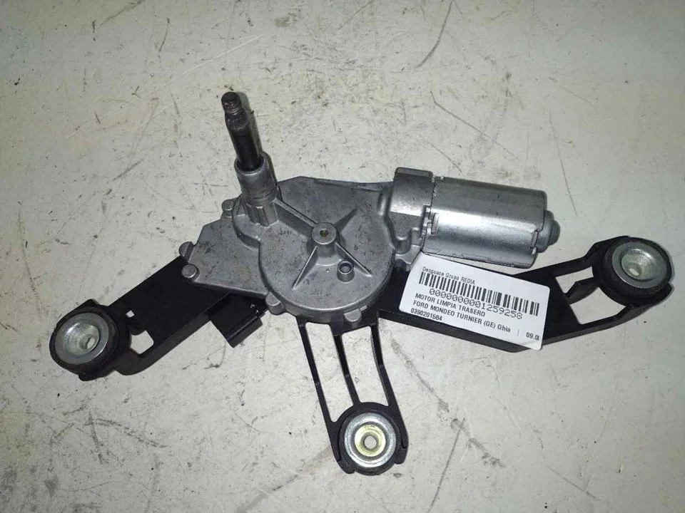 Foto de MOTOR LIMPIA TRASERO FORD MONDEO TURNIER (GE) 2.0 TDCi CAT (131 CV / 96 KW) referencia 0390201584