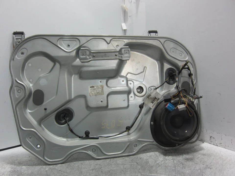 Foto de ELEVALUNAS DELANTERO IZQUIERDO FORD FOCUS C-MAX (CAP)(2003) 1.8 TDCi Turbodiesel CAT (116 CV / 85 KW) referencia 3M51R219A65EV