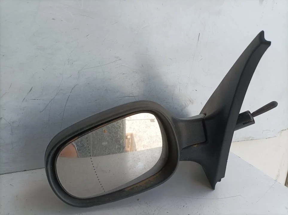 Foto de RETROVISOR IZQUIERDO RENAULT CLIO II FASE II (B/CB0) 1.5 dCi Diesel (82 CV / 60 KW) referencia 026407