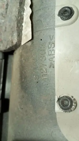 Foto de GUARNECIDO PUERTA TRASERA DERECHA SAAB 9-3 BERLINA 1.9 TiD CAT (150 CV / 110 KW) referencia 1127303 foto 3