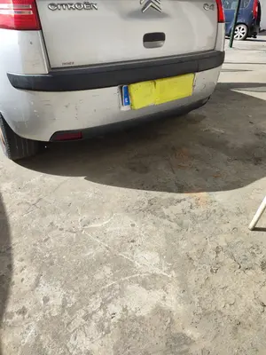Foto de PARAGOLPES TRASERO CITROEN C4 BERLINA 1.6 16V HDi (90 CV / 66 KW)