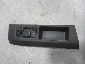 Foto de MANDO RETROVISOR NISSAN MICRA (K12E) 1.2 CAT (65 CV / 48 KW) referencia 68485