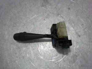 Foto de MANDO LIMPIA NISSAN SERENA (C23M) 2.3 Diesel (75 CV / 55 KW) referencia 136798A foto 2
