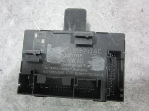 Foto de MODULO CONFORT PORSCHE MACAN (95BA) referencia 4H0959793AC foto 1