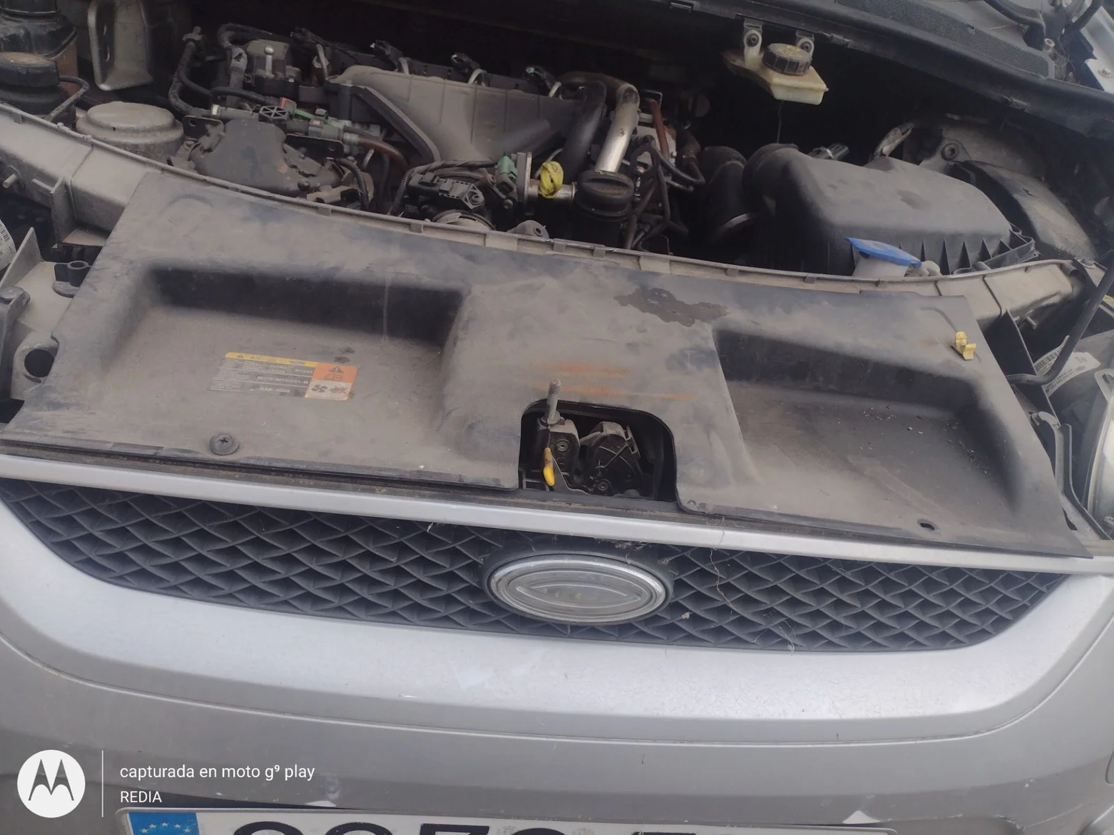Foto de REJILLA DELANTERA FORD S-MAX (CA1) 2.0 TDCi CAT (140 CV / 103 KW)