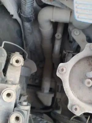 Foto de PUNTA CHASIS DELANTERA VOLKSWAGEN CADDY (2K)(02.2004) 1.9 TDI (105 CV / 77 KW)