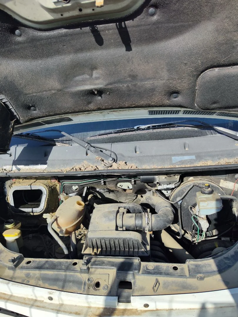 Foto de TORPEDO NISSAN INTERSTAR (X70) 2.5 dCi Diesel CAT (114 CV / 84 KW)