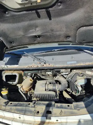 Foto de TORPEDO NISSAN INTERSTAR (X70) 2.5 dCi Diesel CAT (114 CV / 84 KW)