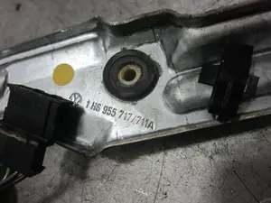 Foto de MOTOR LIMPIA TRASERO VOLKSWAGEN GOLF III (1H1)(11.1991) 1.8 (75 CV / 55 KW) referencia 1H6955717 foto 3