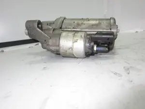 Foto de MOTOR ARRANQUE AUDI Q5 (8R) referencia 04L911021 foto 3