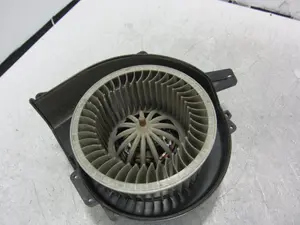 Foto de MOTOR CALEFACCION SEAT IBIZA BERLINA (6J5) 1.6 TDI (105 CV / 77 KW) referencia 6R1819015 foto 2