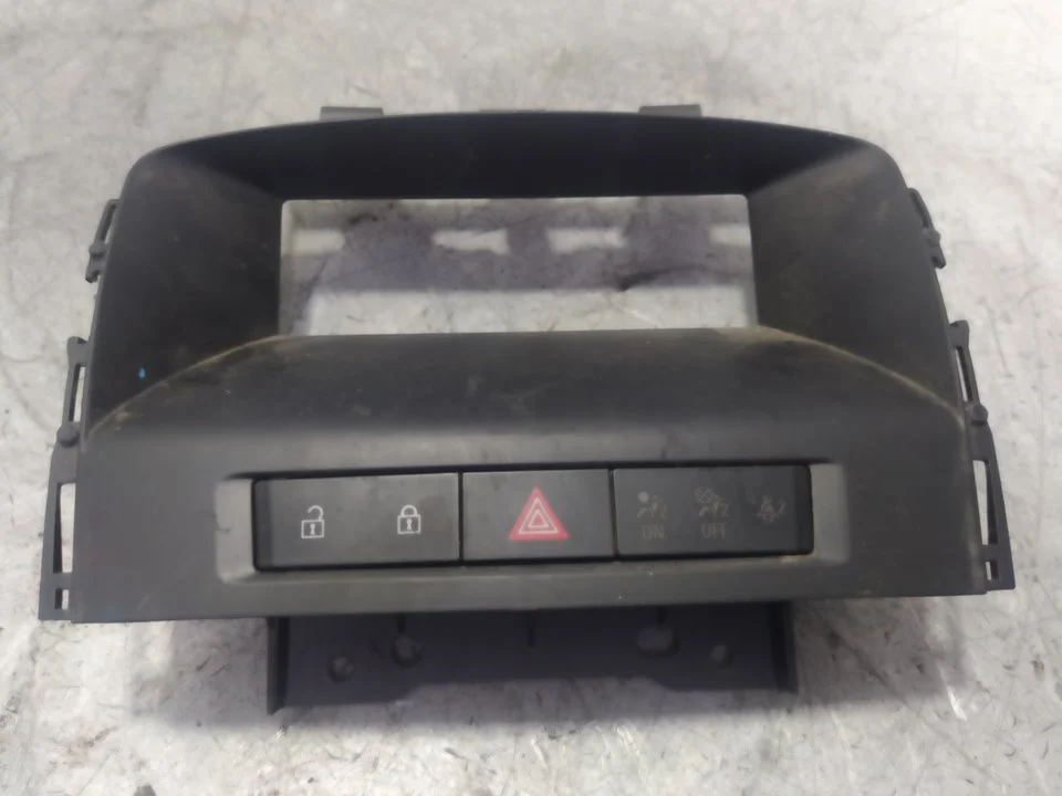 Foto de MANDO MULTIFUNCION OPEL ASTRA J BERLINA 5P 1.7 16V CDTI (110 CV / 81 KW) referencia 13285122