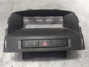 Foto de MANDO MULTIFUNCION OPEL ASTRA J BERLINA 5P 1.7 16V CDTI (110 CV / 81 KW) referencia 13285122