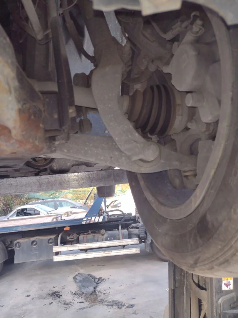 Foto de BRAZO SUSPENSION DELANTERO IZQUIERDO ALFA ROMEO 159 (140) 1.9 JTD (M) 16V CAT (150 CV / 110 KW)