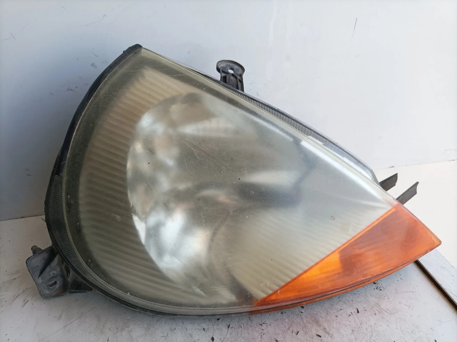 Foto de FARO DERECHO FORD KA (CCQ) referencia 97KG13K060AB