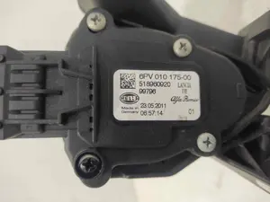 Foto de POTENCIOMETRO PEDAL LANCIA DELTA (181) 1.6 Diesel CAT (120 CV / 88 KW) referencia 6PV01017500 foto 2