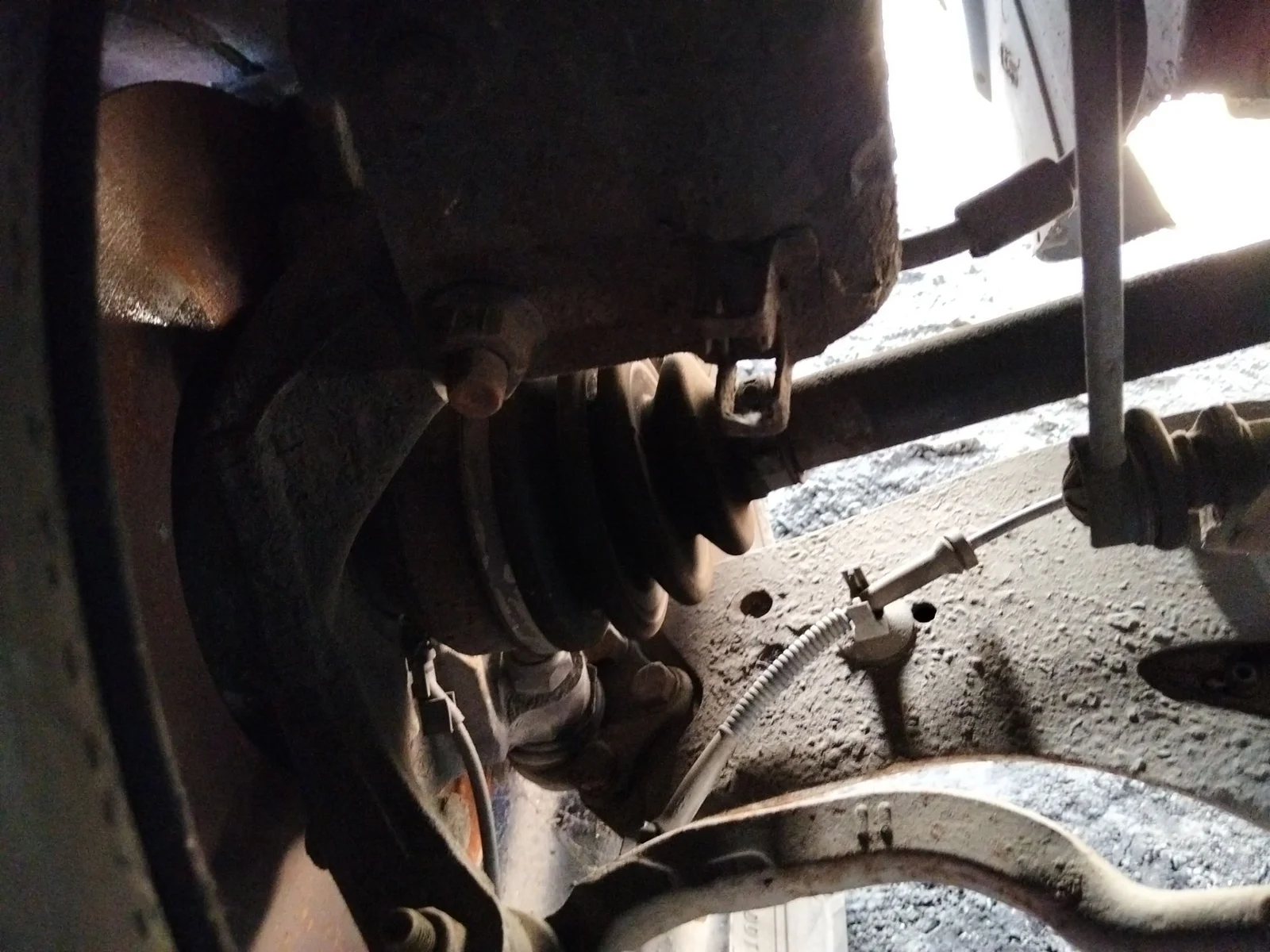 Foto de PINZA DE FRENO DELANTERA DERECHA RENAULT TRAFIC II COMBI 1.9 Diesel (101 CV / 74 KW)