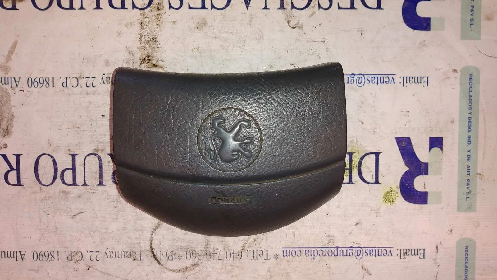 Foto de AIRBAG DELANTERO IZQUIERDO PEUGEOT BOXER (290/330) FURGÓN ACRISTALADO BAT.2850MM (2002) 2.0 HDI CAT (84 CV / 62 KW) referencia IJGK158A0844