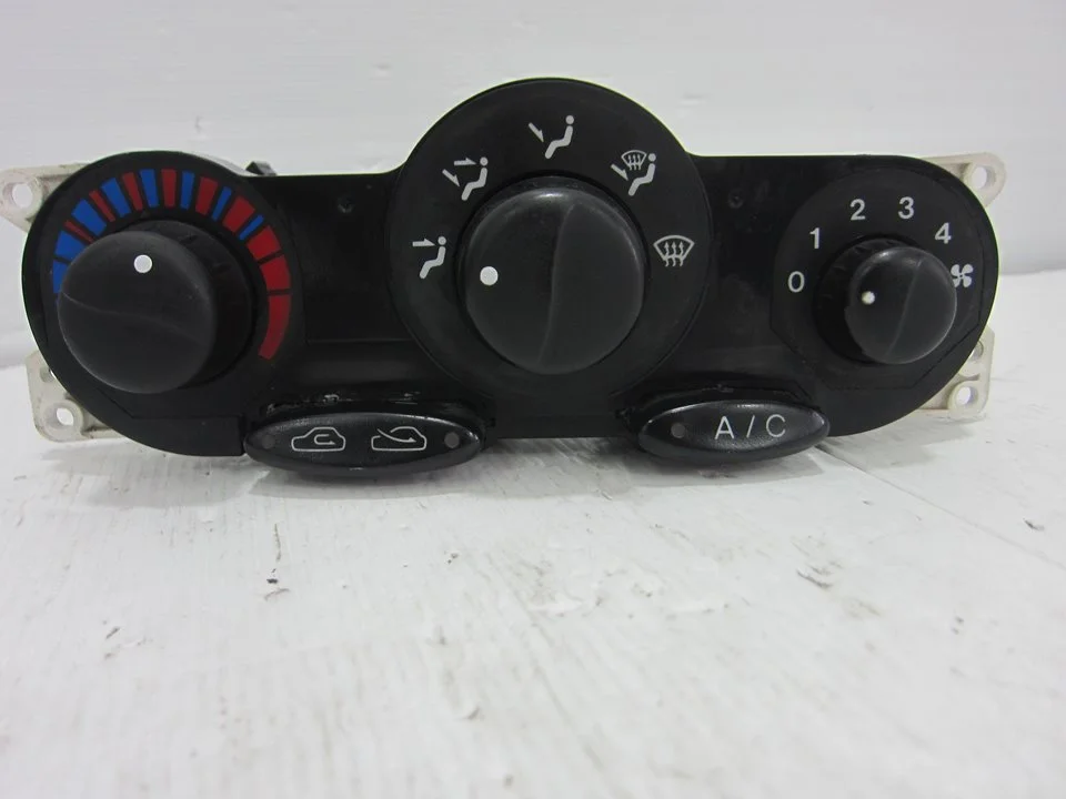 Foto de NO IDENTIFICADO HYUNDAI COUPE (J2) 1.6 CAT (114 CV / 84 KW) referencia 981115