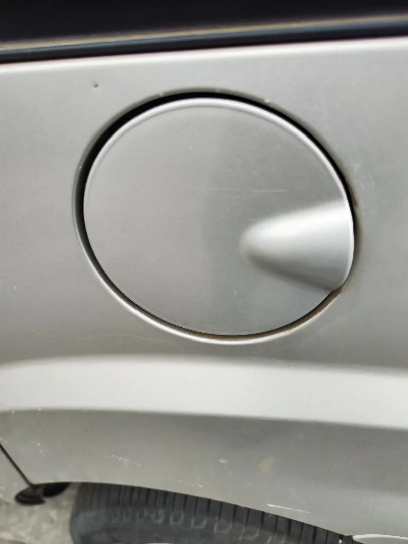 Foto de TAPA EXTERIOR COMBUSTIBLE FIAT I DOBLÒ (119) 1.9 Diesel CAT (63 CV / 46 KW) referencia 0051834551
