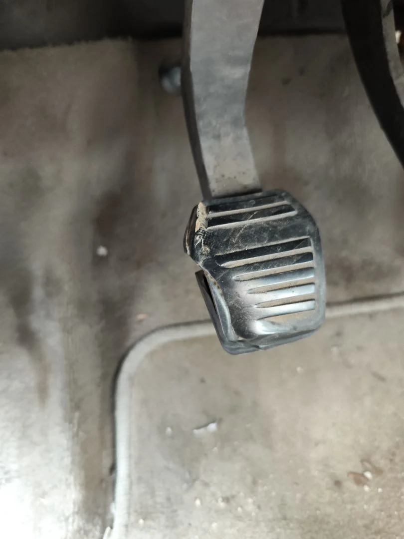 Foto de PEDAL EMBRAGUE JAGUAR X-TYPE 2.1 V6 24V CAT (156 CV / 115 KW)