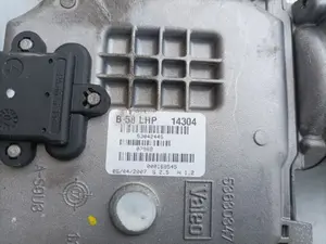 Foto de MOTOR LIMPIA DELANTERO CITROEN C4 PICASSO 2.0 HDi FAP CAT (RHR / DW10BTED4) (136 CV / 100 KW) referencia 53630347 foto 3