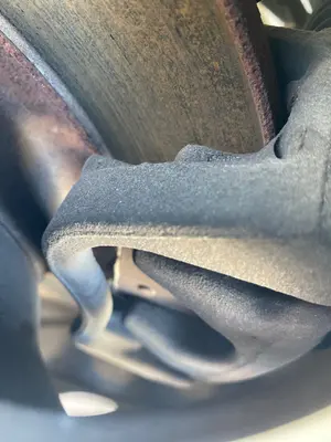 Foto de PINZA DE FRENO TRASERA DERECHA PEUGEOT EXPERT FURGÓN