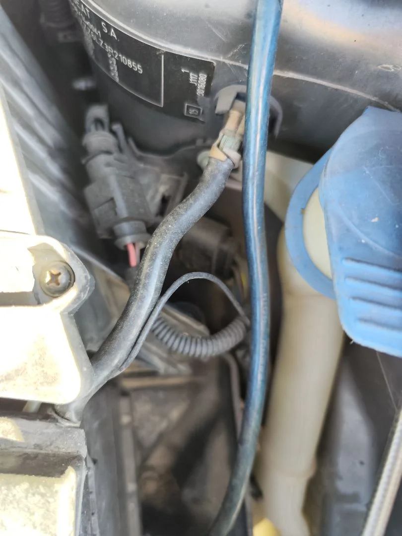 Foto de CAJA PRECALENTAMIENTO SEAT IBIZA (6L1) 1.9 TDI (101 CV / 74 KW)