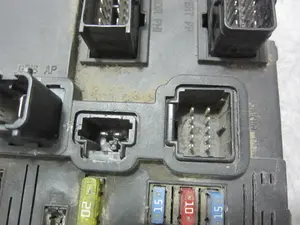 Foto de NO IDENTIFICADO PEUGEOT PARTNER (S2) 1.9 Diesel (69 CV / 51 KW) referencia 9652474880 foto 2
