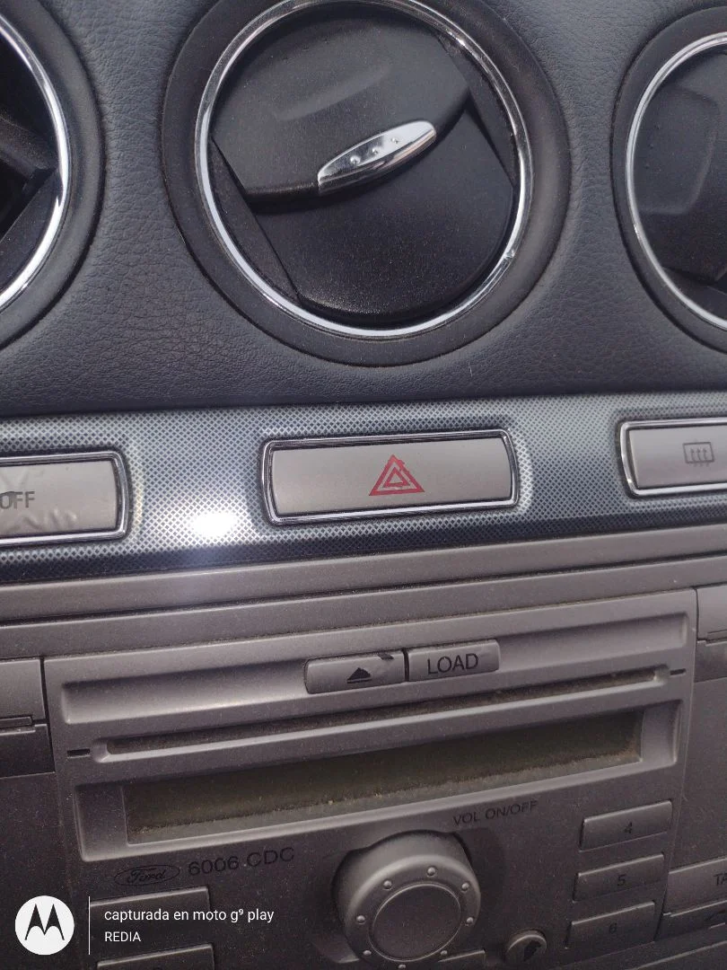 Foto de WARNING FORD S-MAX (CA1) 2.0 TDCi CAT (140 CV / 103 KW)