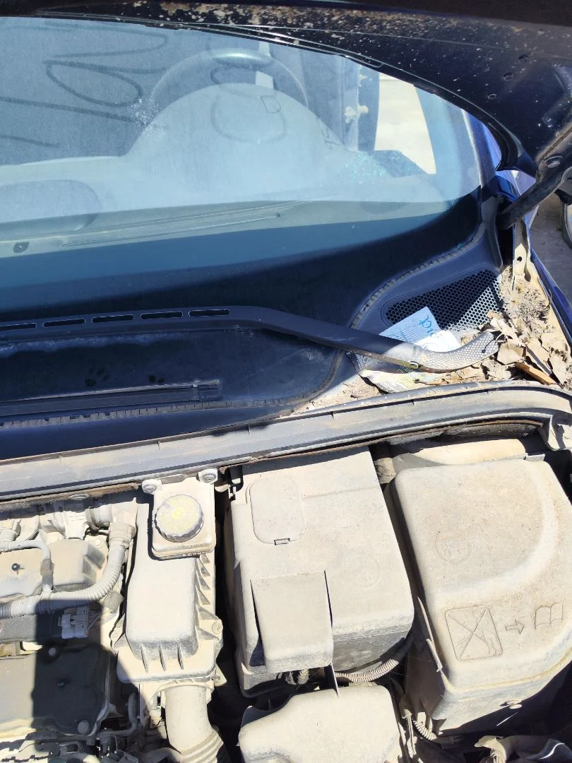 Foto de BRAZO LIMPIA DELANTERO IZQUIERDO PEUGEOT 307 BERLINA (S2) 1.4 16V CAT (KFU / ET3J4) (88 CV / 65 KW)