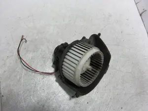 Foto de MOTOR CALEFACCION OPEL ASTRA H BERLINA 1.7 16V CDTI (101 CV / 74 KW) referencia 855601156 foto 4