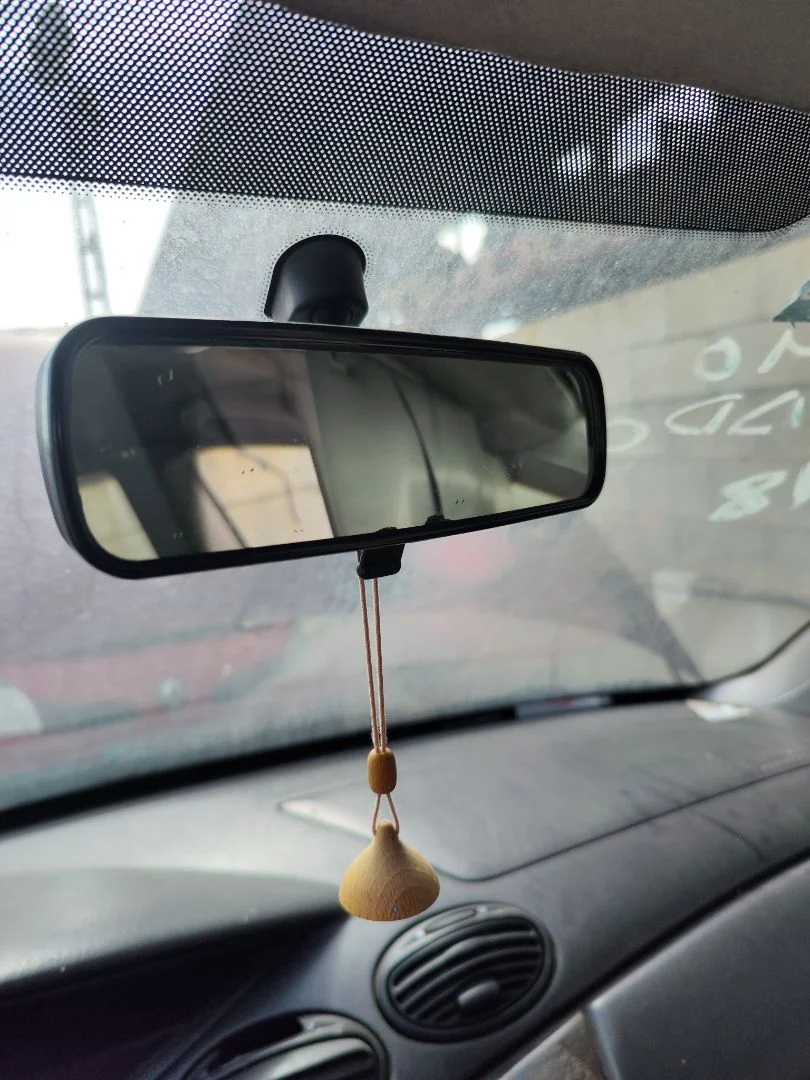 Foto de RETROVISOR INTERIOR FORD FOCUS BERLINA (CAK) 1.6 16V CAT (101 CV / 74 KW)