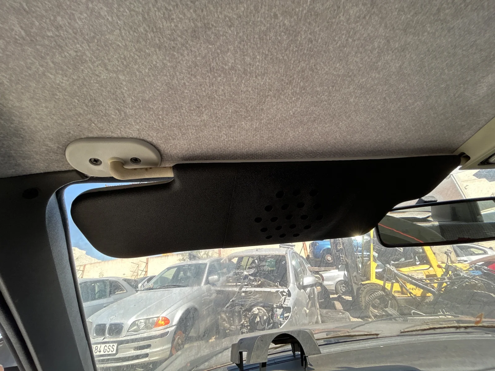 Foto de PARASOL IZQUIERDO PEUGEOT 309 1.6 (88 CV / 65 KW)