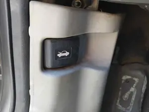Foto de NO IDENTIFICADO NISSAN X-TRAIL (T30) 2.2 16V Turbodiesel CAT (114 CV / 84 KW)