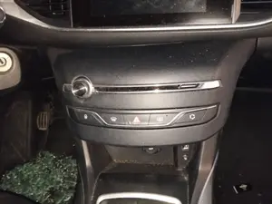 Foto de SISTEMA AUDIO / RADIO CD PEUGEOT 308