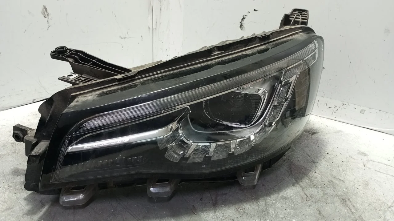 Foto de FARO IZQUIERDO MG HS 1.5 Turbo (161 CV / 119 KW) referencia 11434081