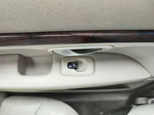 Foto de MANDO ELEVALUNAS TRASERO IZQUIERDO VOLVO S80 BERLINA 2.4 Diesel (131 CV / 96 KW)
