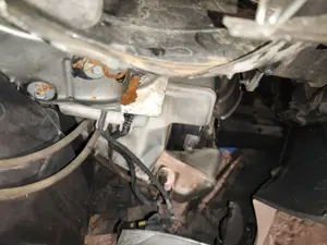 Foto de DEPOSITO LIMPIA PEUGEOT 308 SW 1.6 HDi FAP CAT (9HZ / DV6TED4) (109 CV / 80 KW) referencia 6431L2