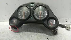 Foto de CUADRO INSTRUMENTOS HONDA CBR 125R 125 cm3 - 10 kW G-CAT (14 CV / 10 KW) referencia HP0730001