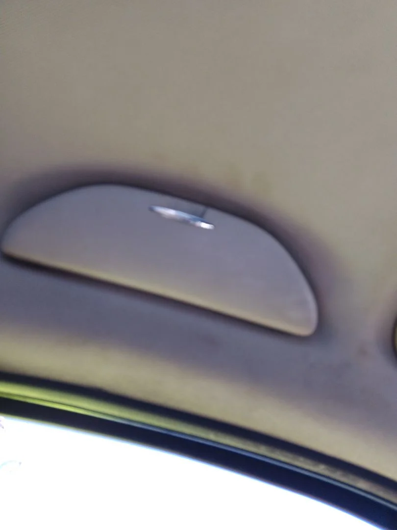 Foto de ASIDERO TECHO DELANTERO IZQUIERDO VOLKSWAGEN PASSAT BERLINA (3B3) 1.9 TDI (131 CV / 96 KW)