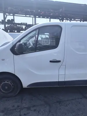 Foto de PUERTA DELANTERA IZQUIERDA FIAT TALENTO FURGÓN (296) 2.0 Turbodiesel Ecojet (119 CV / 88 KW) referencia 6000640499
