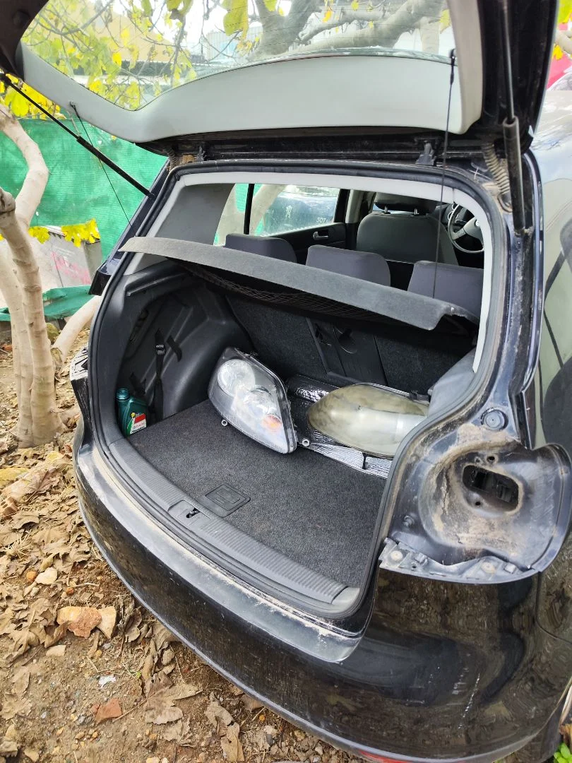 Foto de GOMAS CONTORNO PUERTA VOLKSWAGEN GOLF PLUS V (5M1) 1.9 TDI (105 CV / 77 KW)