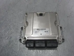 Foto de CENTRALITA MOTOR UCE MITSUBISHI SPACE STAR (DG0) 1.9 DI-D CAT (102 CV / 75 KW) referencia 0281011611 foto 1