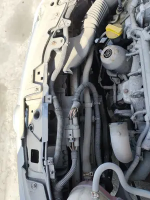 Foto de CONDENSADOR / RADIADOR AIRE ACONDICIONADO OPEL CORSA D 1.3 16V CDTI (75 CV / 55 KW) referencia 95514601 foto 4