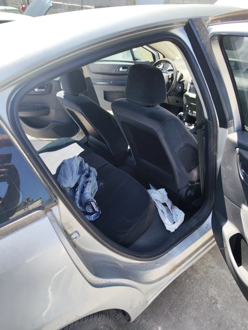 Foto de GOMAS CONTORNO PUERTA CITROEN C4 BERLINA 1.6 16V HDi (90 CV / 66 KW)