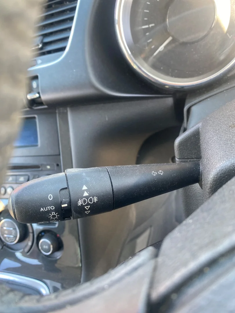 Foto de MANDO INTERMITENTES PEUGEOT 3008 1.6 16V (120 CV / 88 KW)