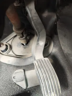 Foto de POTENCIOMETRO PEDAL PEUGEOT 307 BREAK/ SW (S2) 2.0 16V HDi FAP CAT (RHR / DW10BTED4) (136 CV / 100 KW)