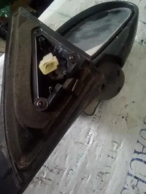 Foto de RETROVISOR DERECHO KIA SHUMA 1.5 CAT (88 CV / 65 KW) referencia 0K2AC69120BXX foto 2
