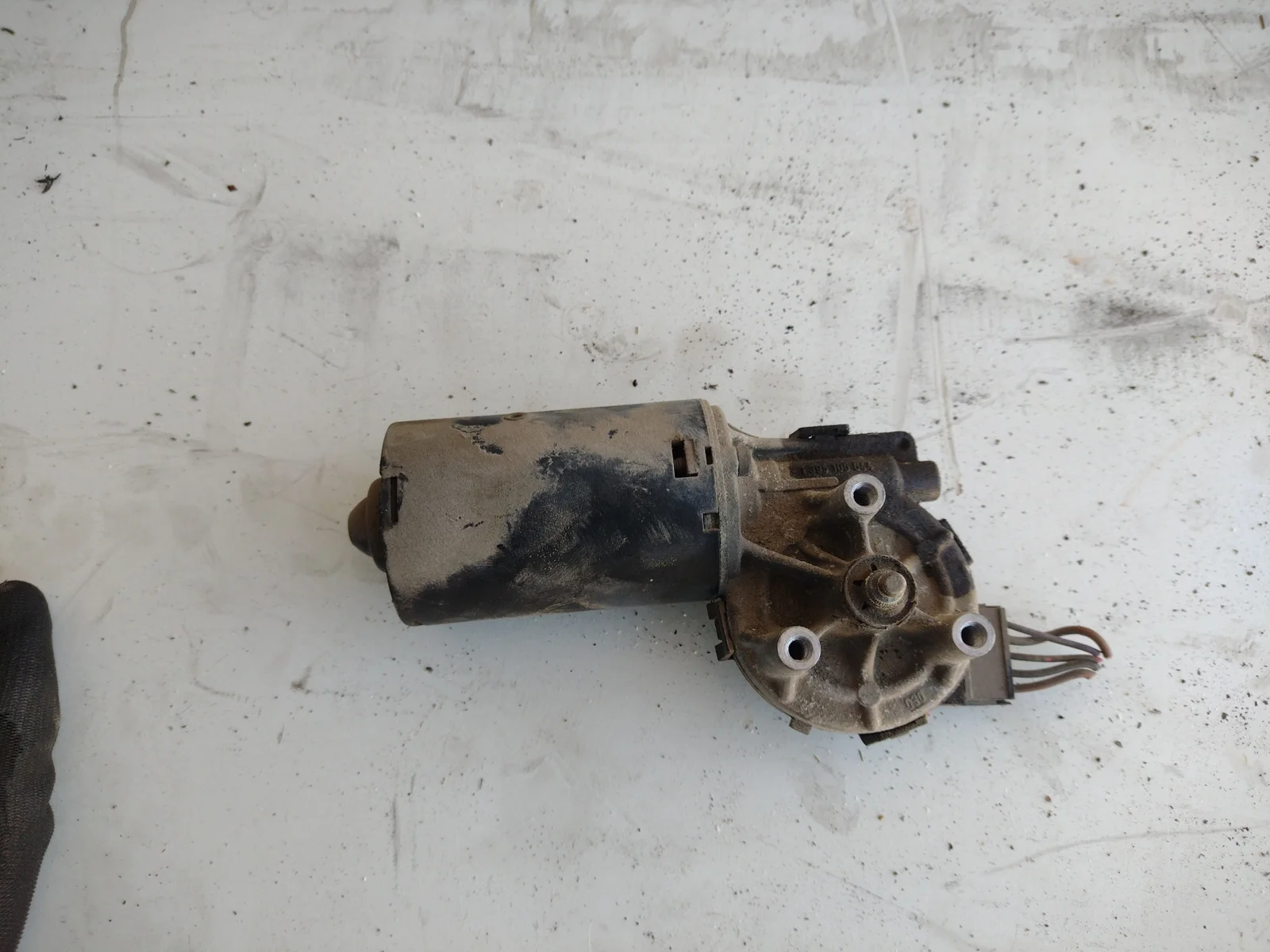 Foto de MOTOR LIMPIA TRASERO RENAULT 11 (1988-0) RENAULT 11 G-1400